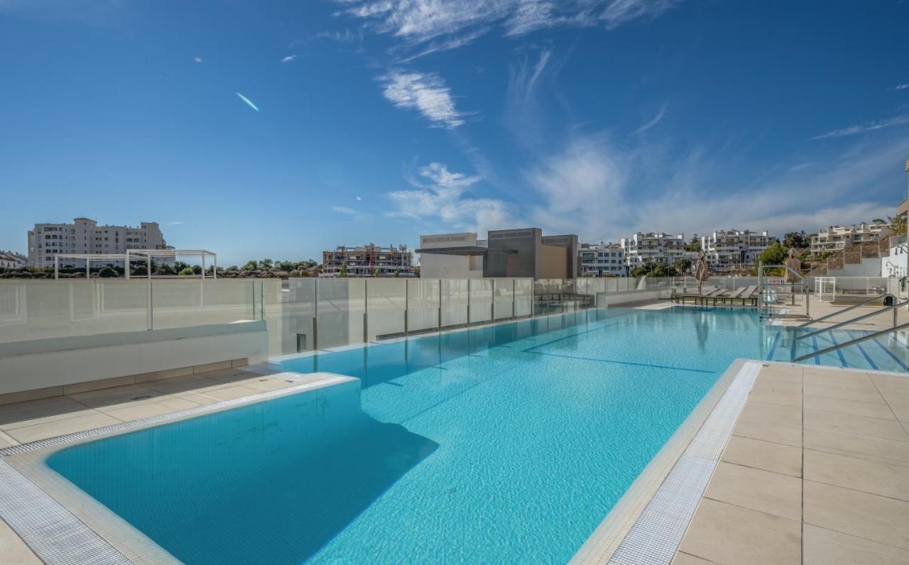 Ar 17 South Bay Apartment Estepona Ngoại thất bức ảnh